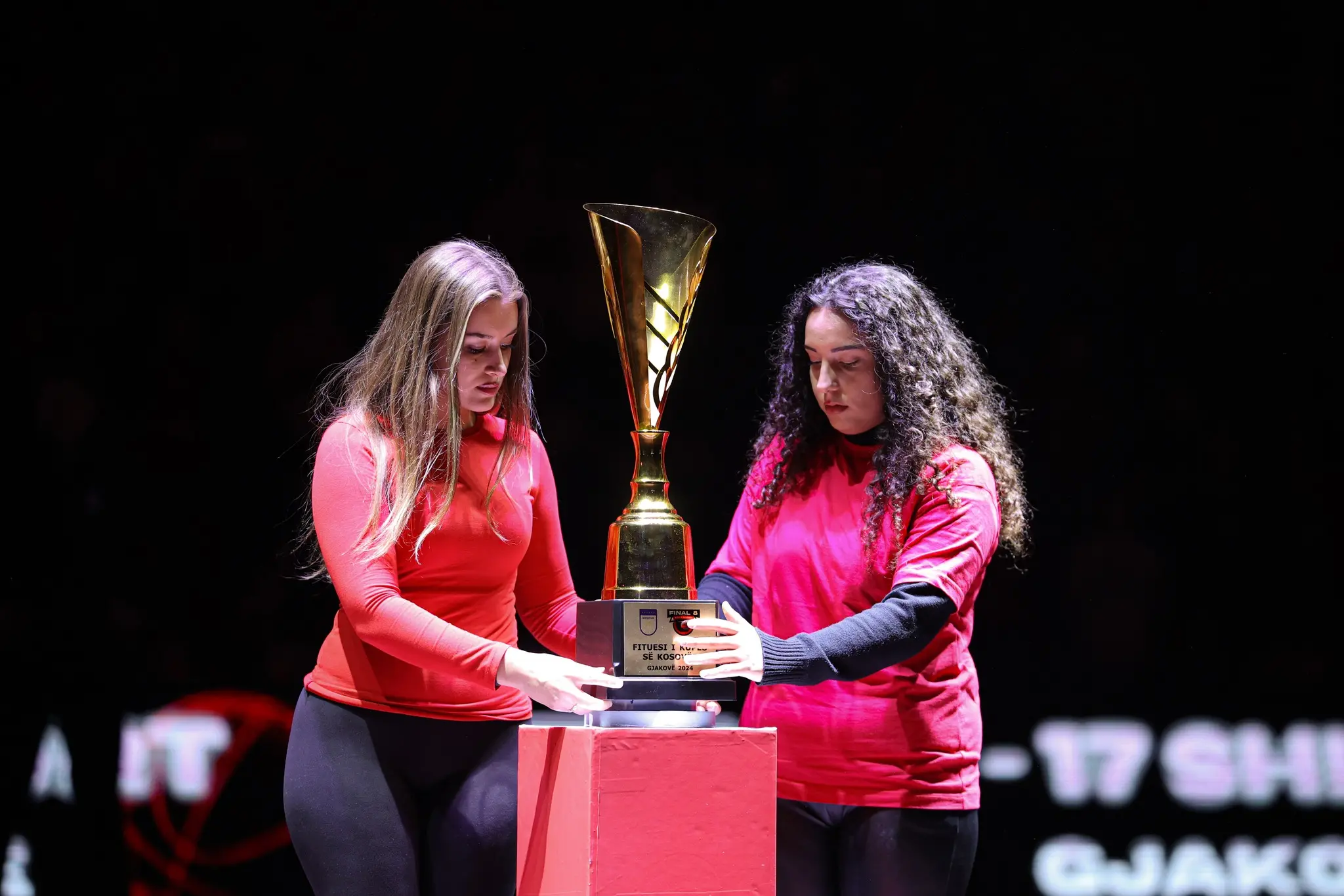 Pamje nga ndeshja Golden Eagle Ylli - Vëllaznimi (Kupa)